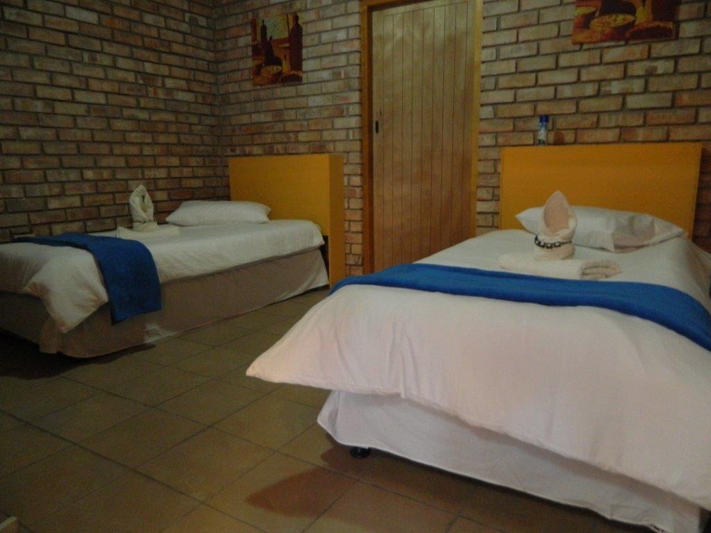 Melissa'S Guest House Kamanjab Esterno foto